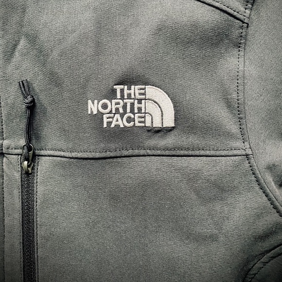 North Face Grey Windbreaker - Picture 2 of 5